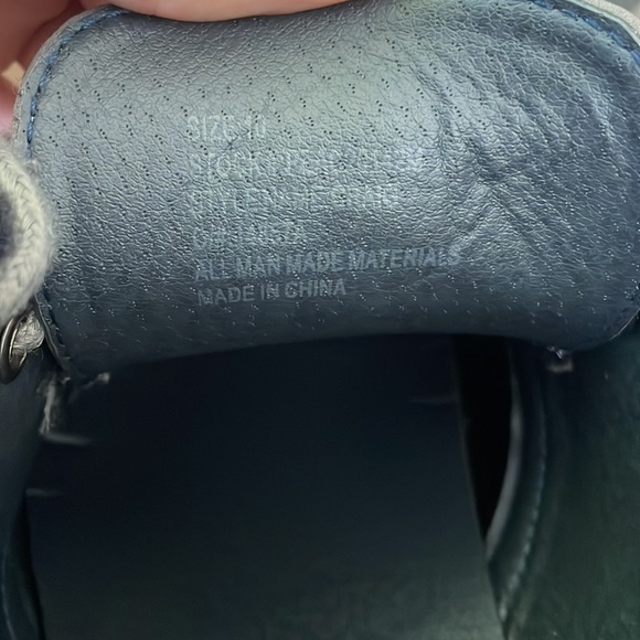 Perry Ellis chukka style boots/shoes - Picture 5 of 5